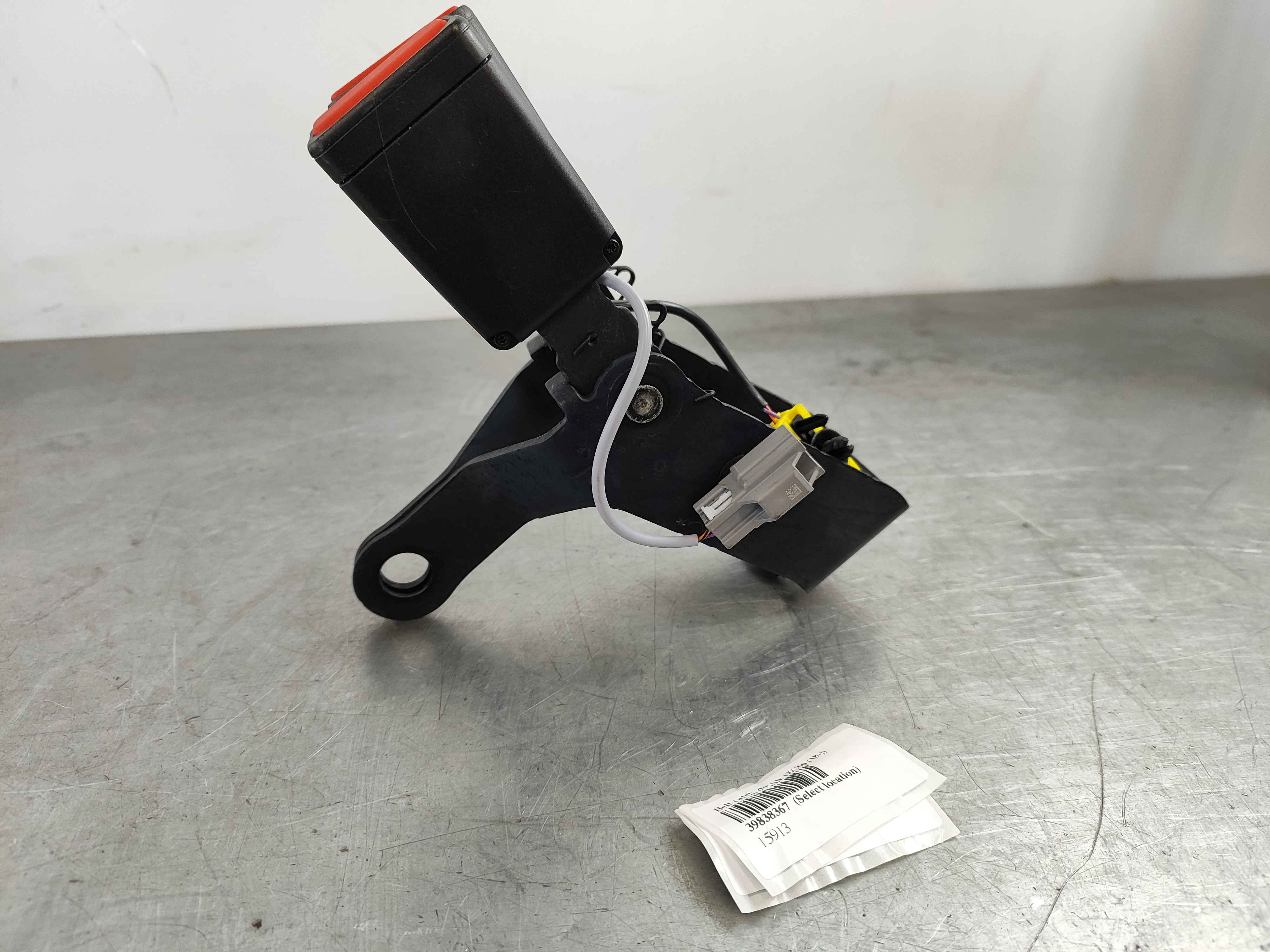 Belt catch, double (XC60 (18-))