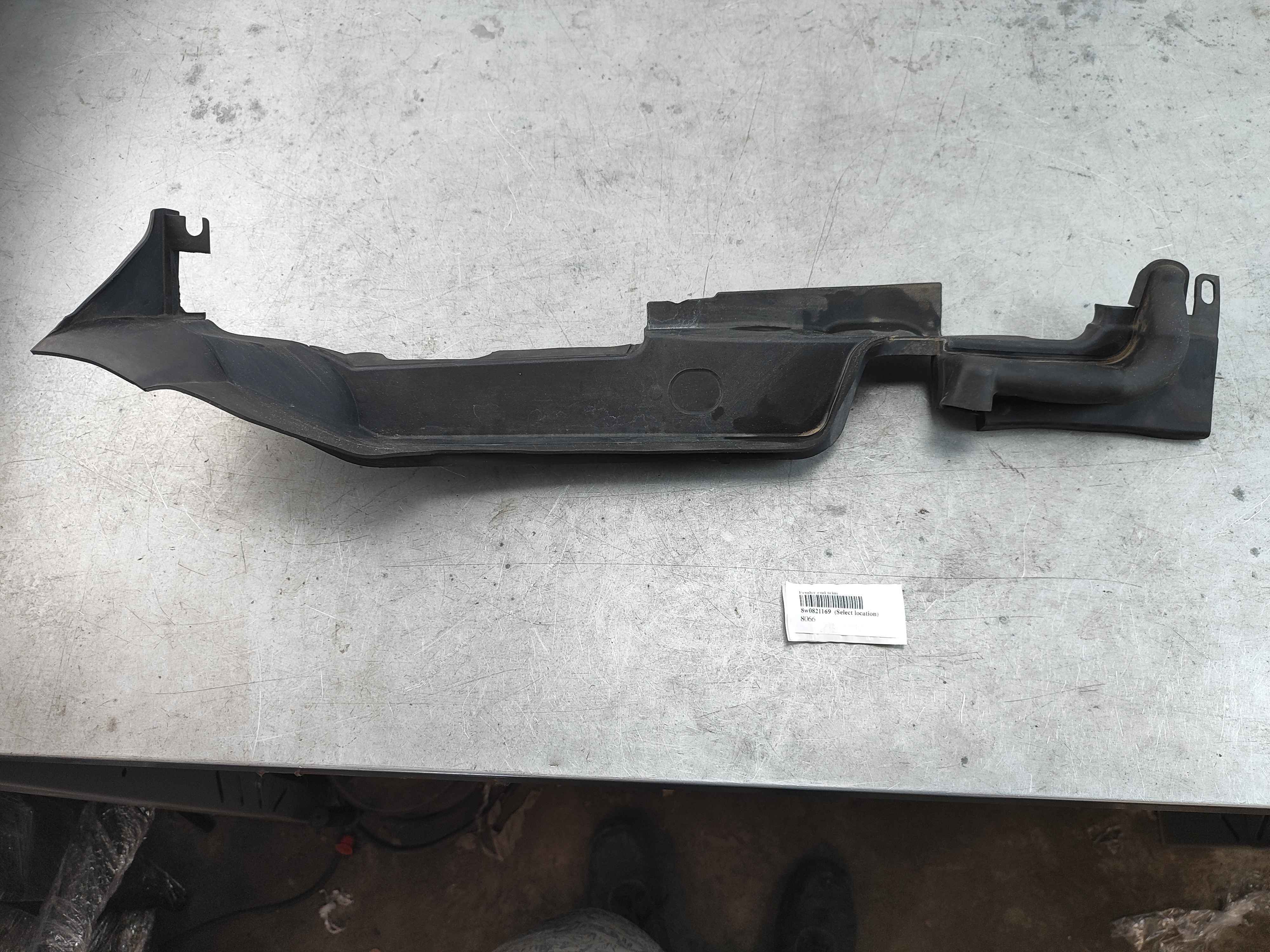 Fender end trim