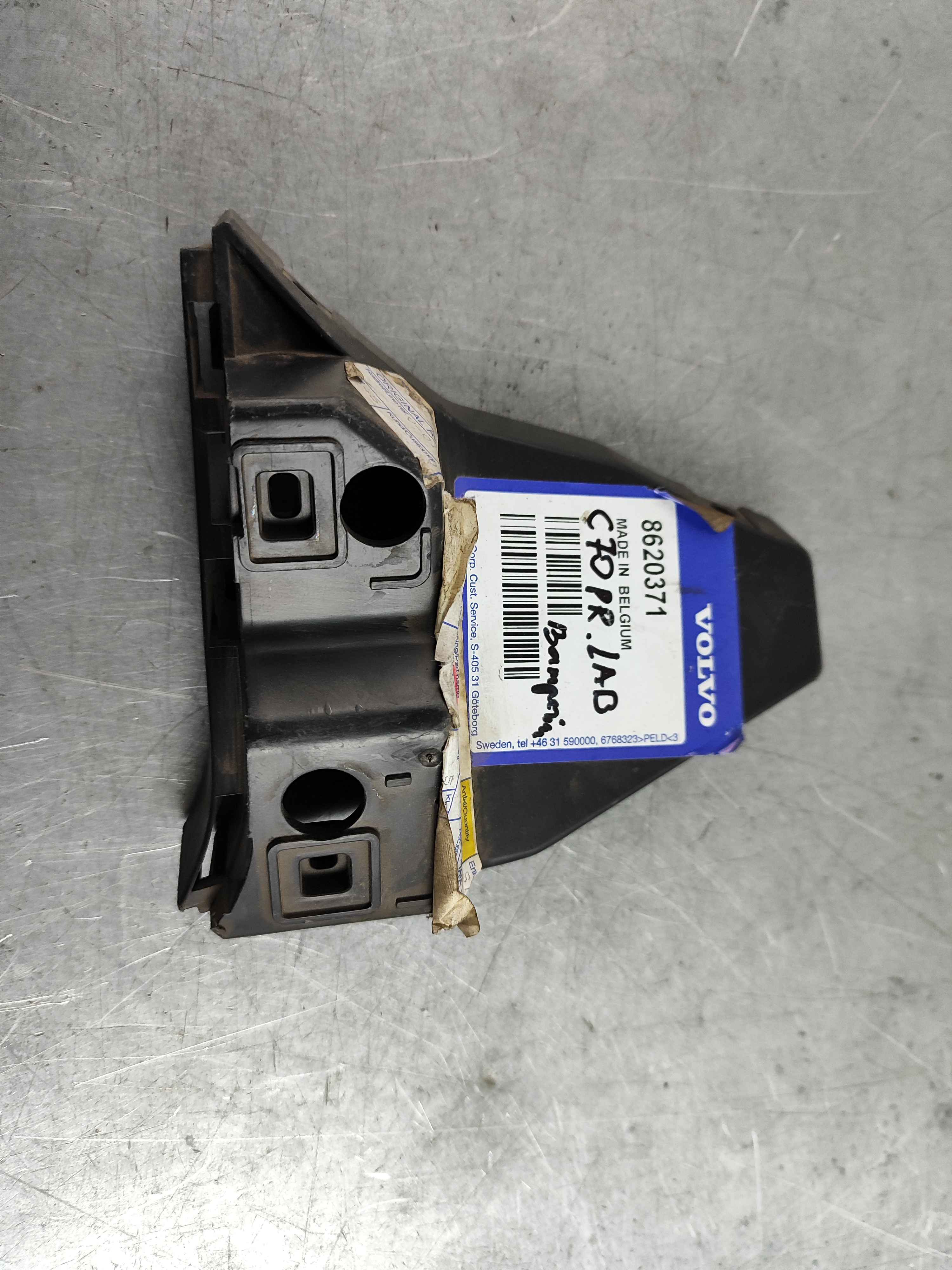 Bracket, right (C70 (06-))