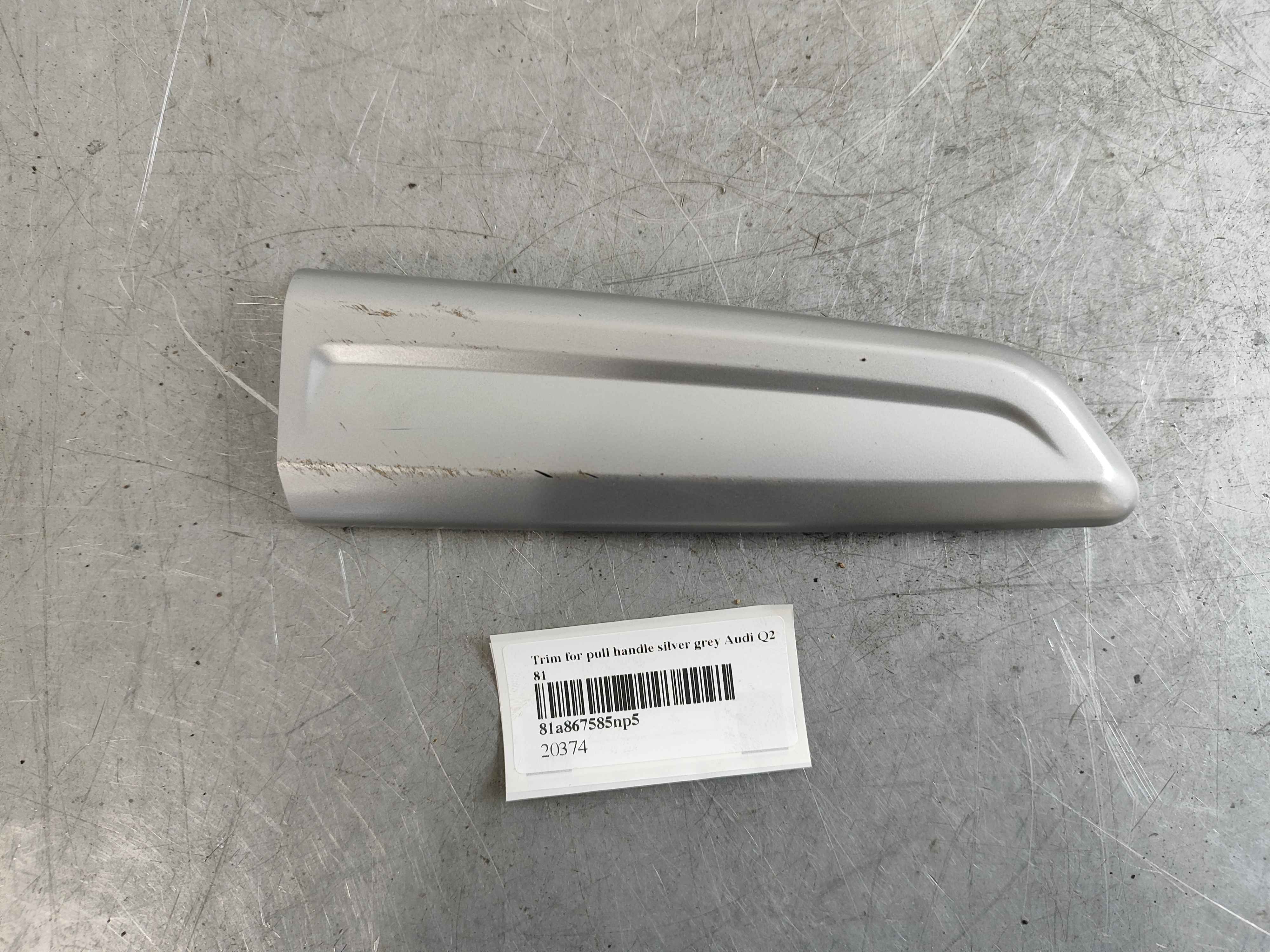 Trim for pull handle silver grey Audi Q2 81
