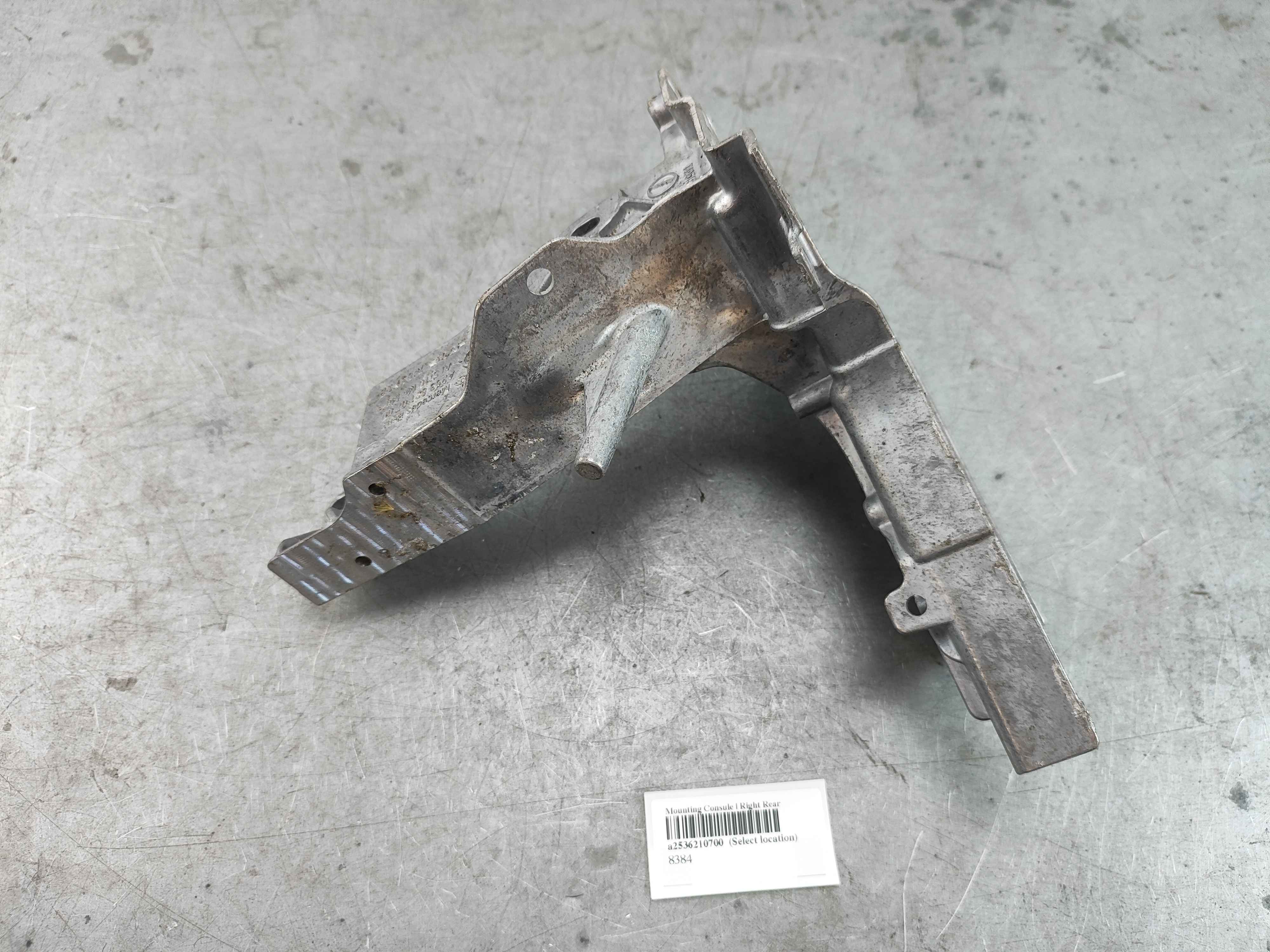 Mounting Consule | Right Rear