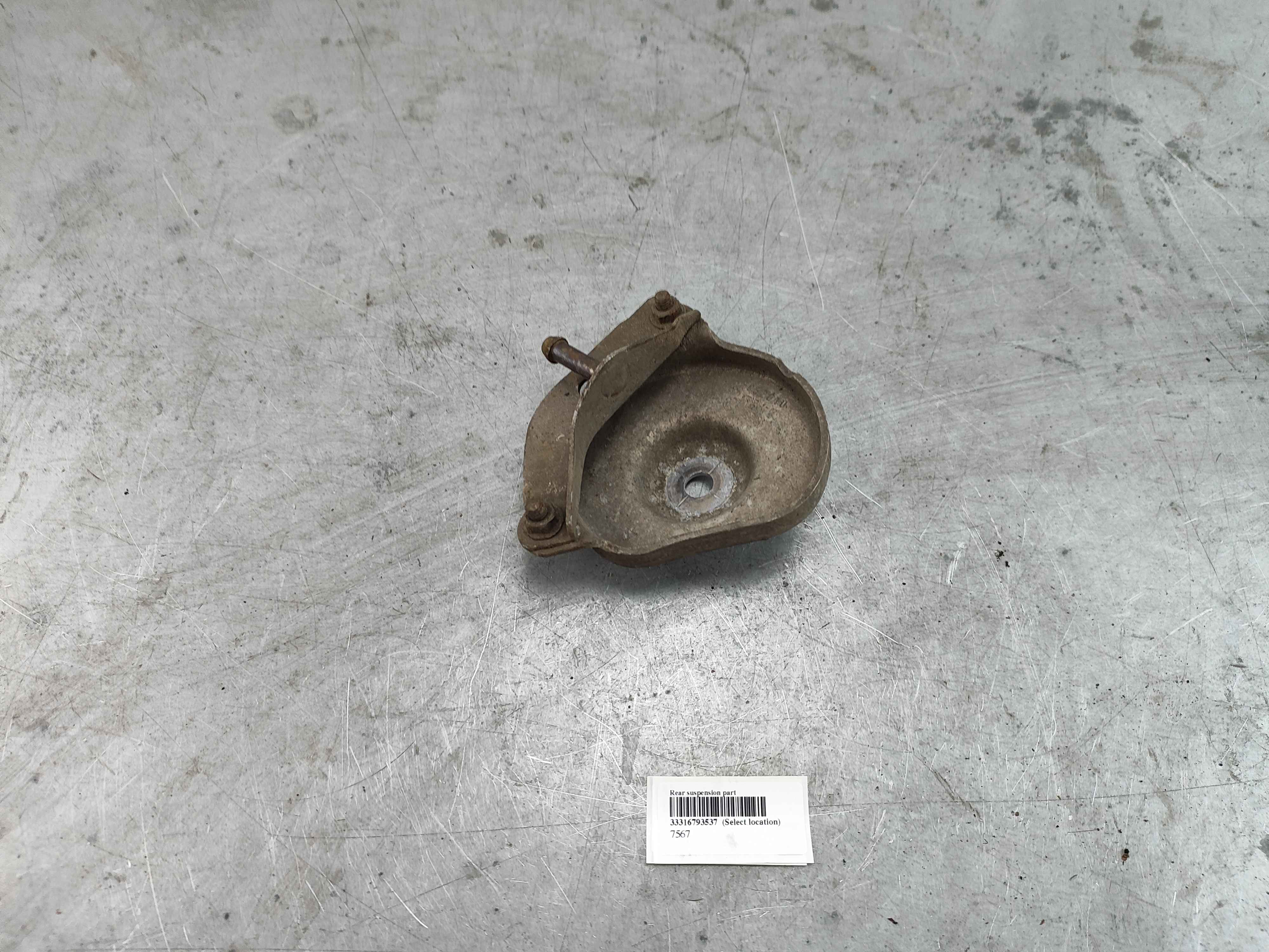 Rear suspension part