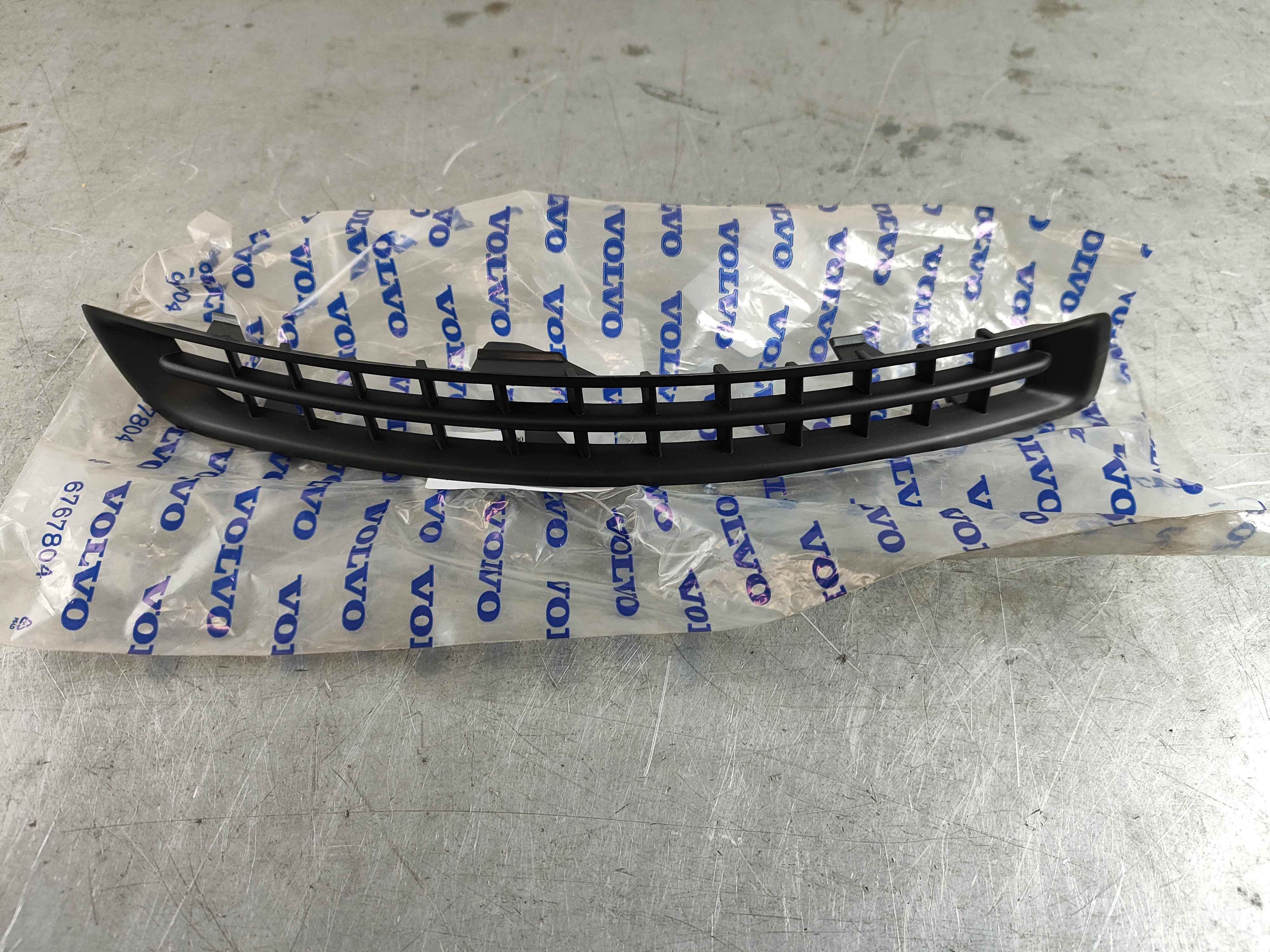 Grille, right (XC90 (03-))