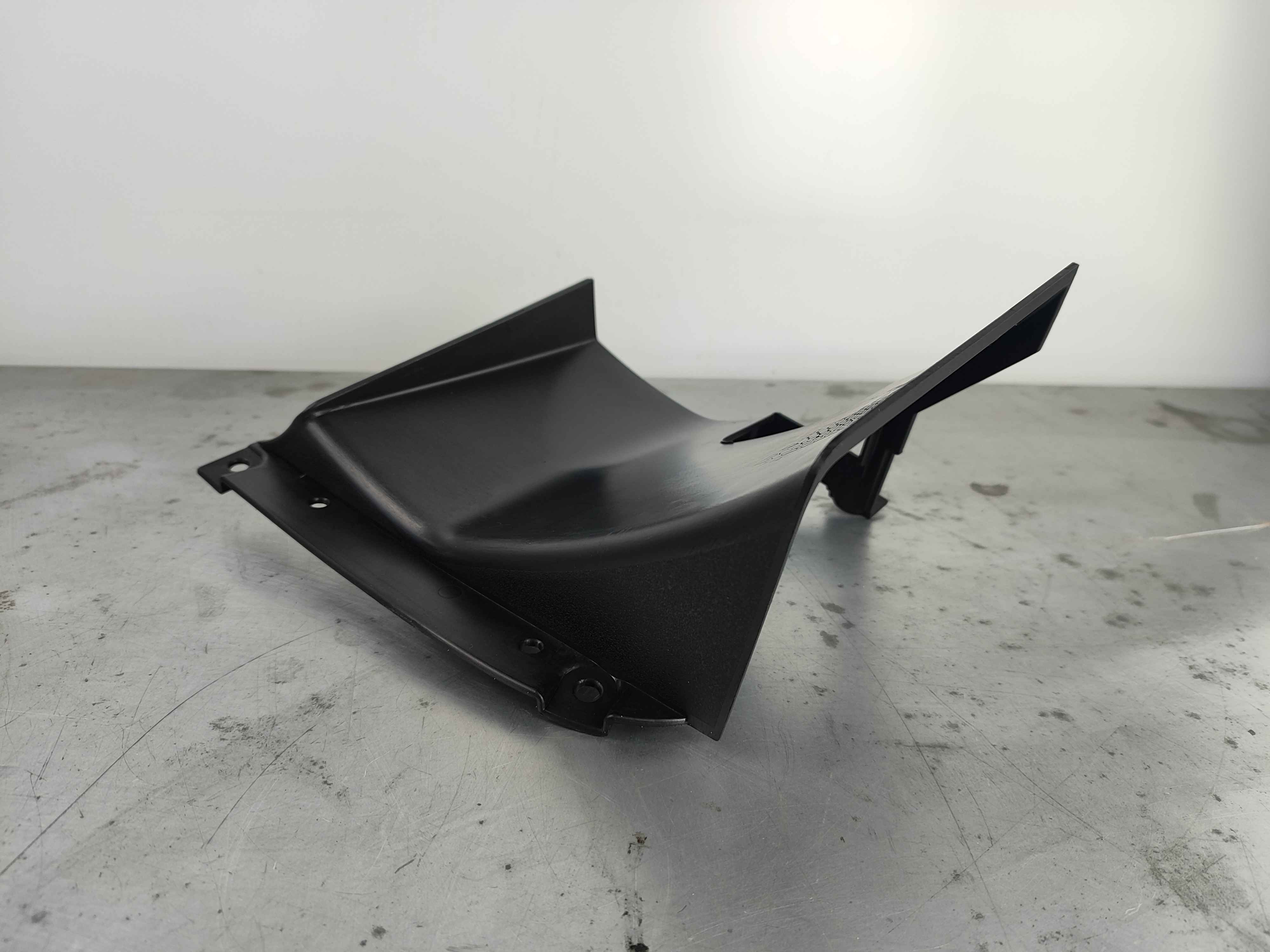 Cover,Fr Bumper Grille