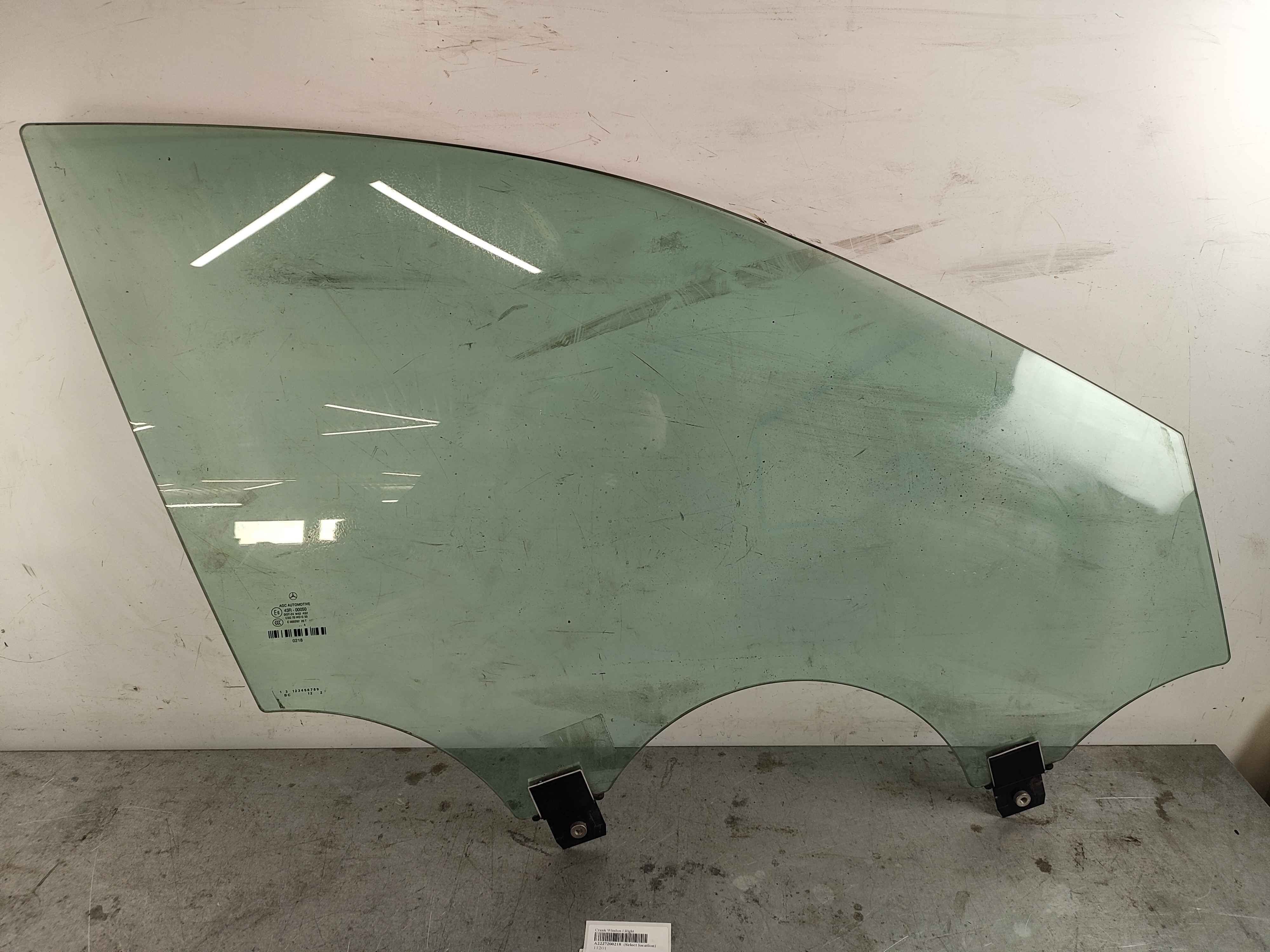 Crank Window | Right