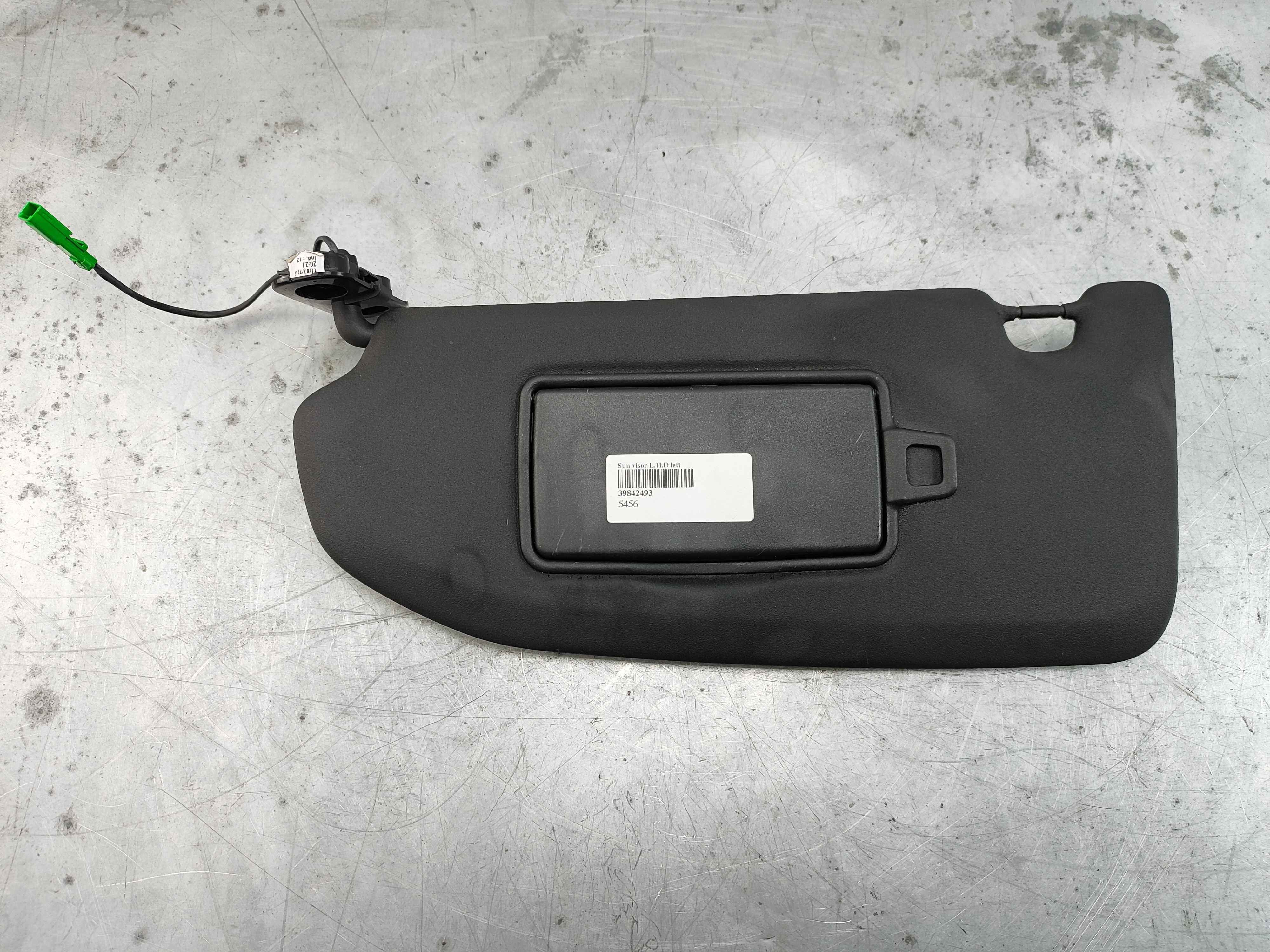 Sun visor L.H.D left charcoal Variant code: FH01 and PB02 and (4704 or 4705).