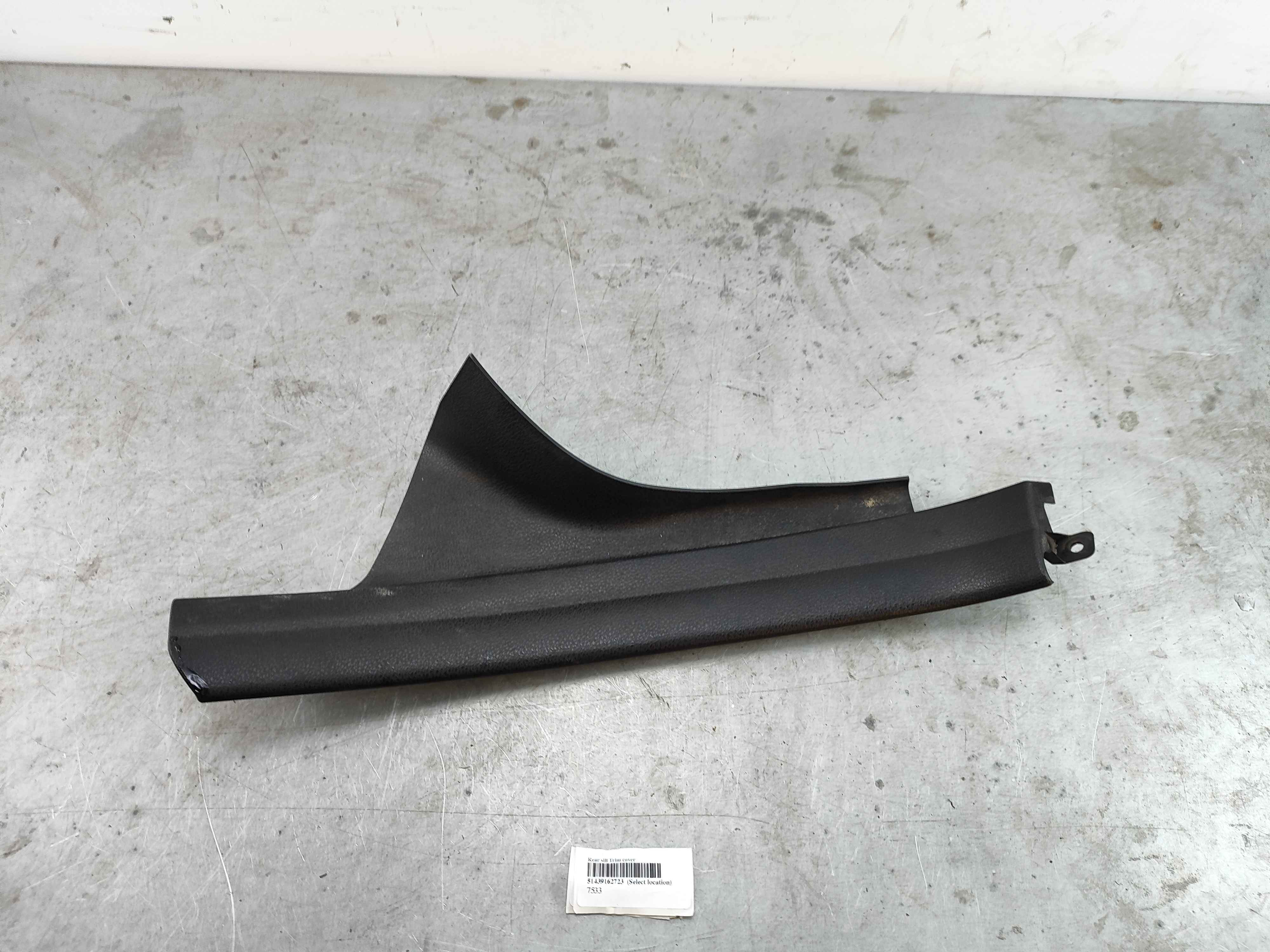 Rear sill Trim cover