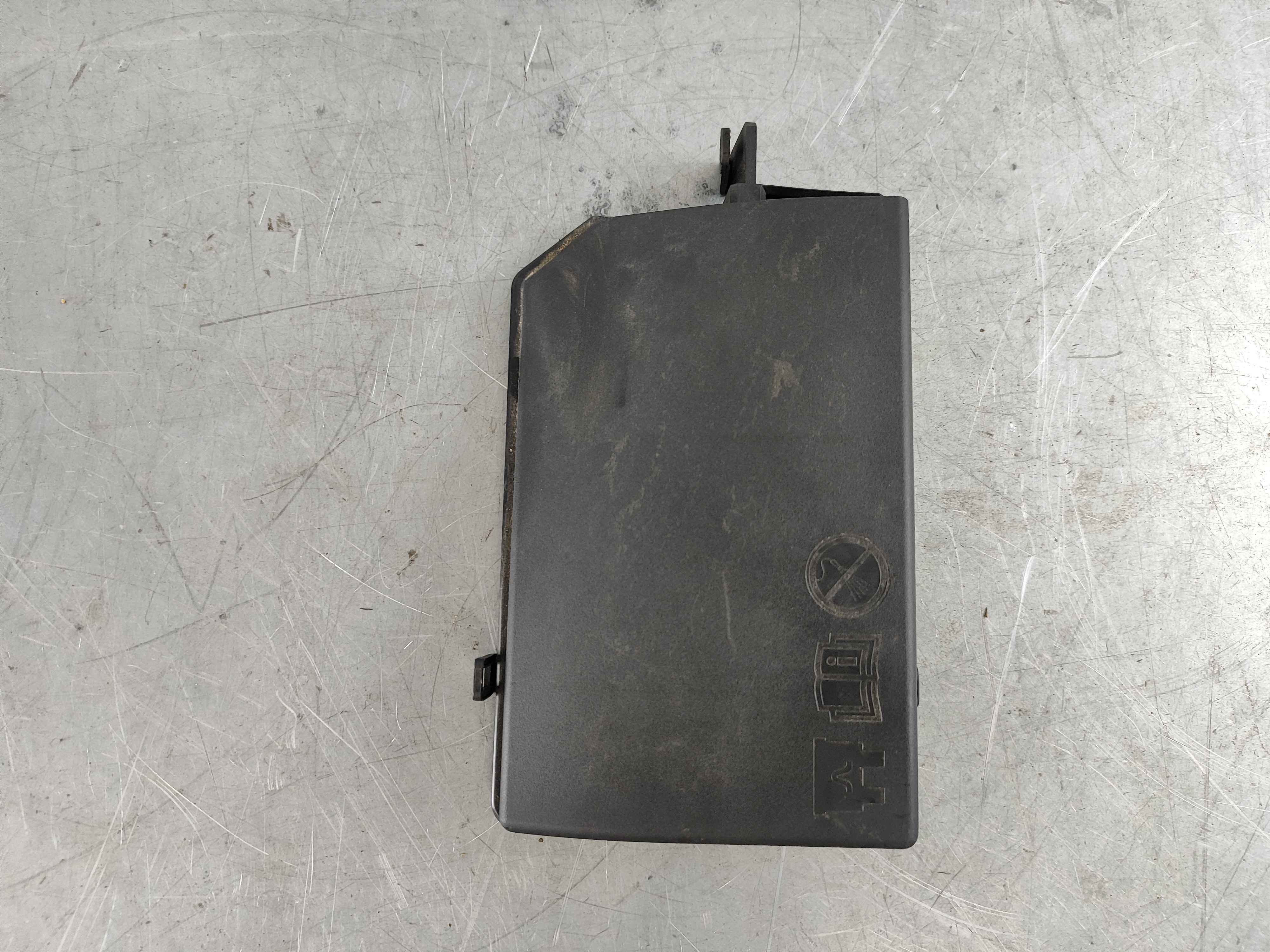 Cover (XC40)