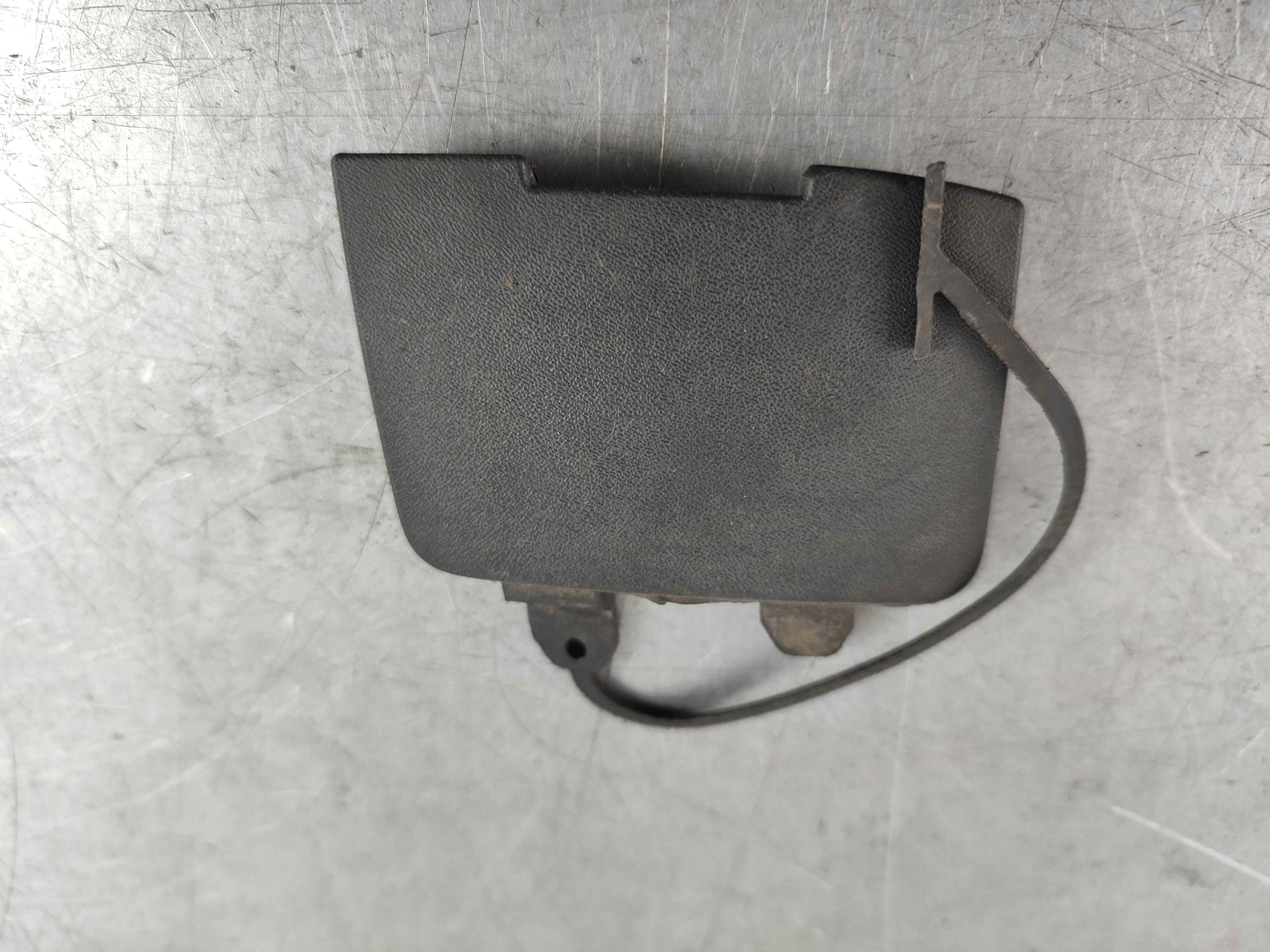 Gcp lid, towing hook (XC90 (03-))