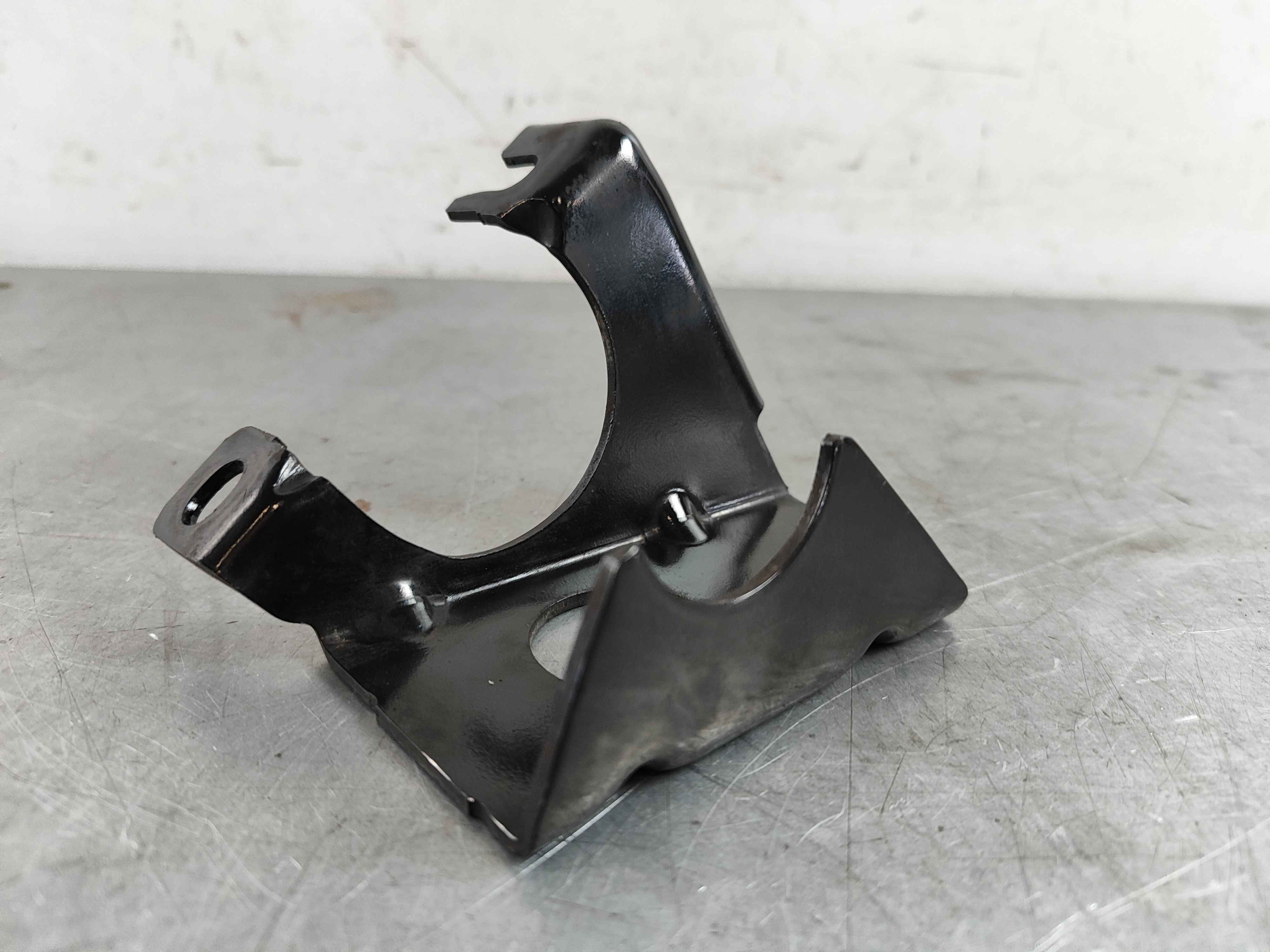 Bracket (XC40)