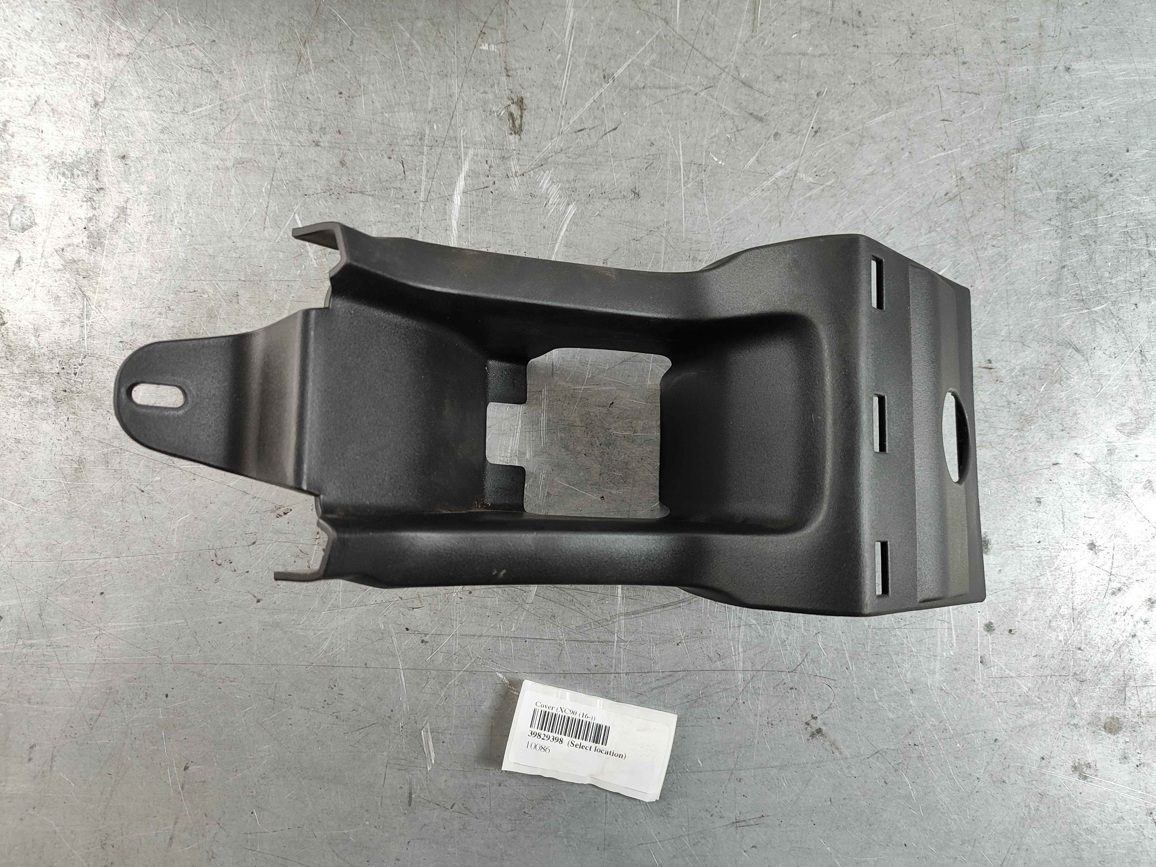 Cover (XC90 (16-))
