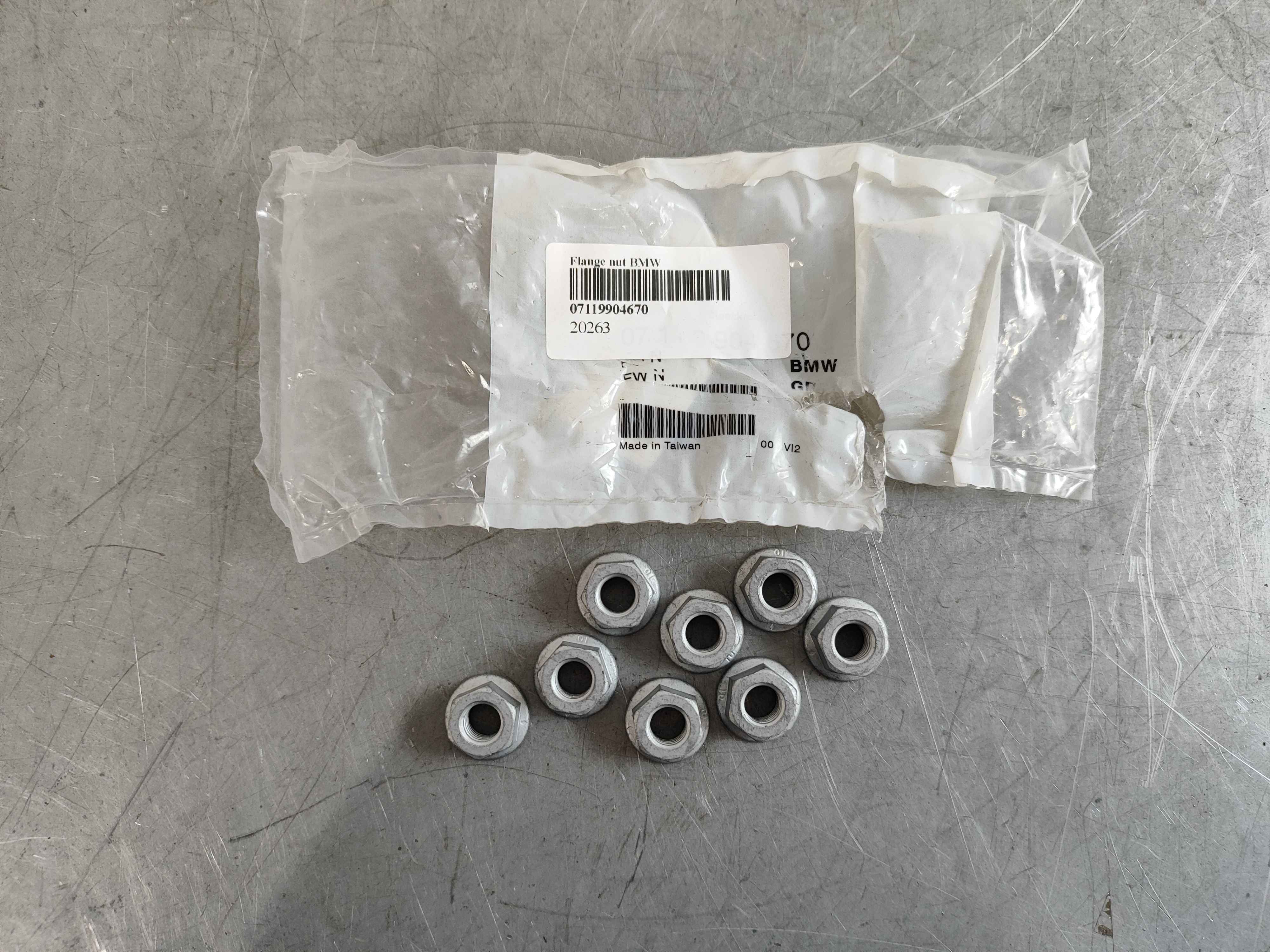 Flange nut BMW