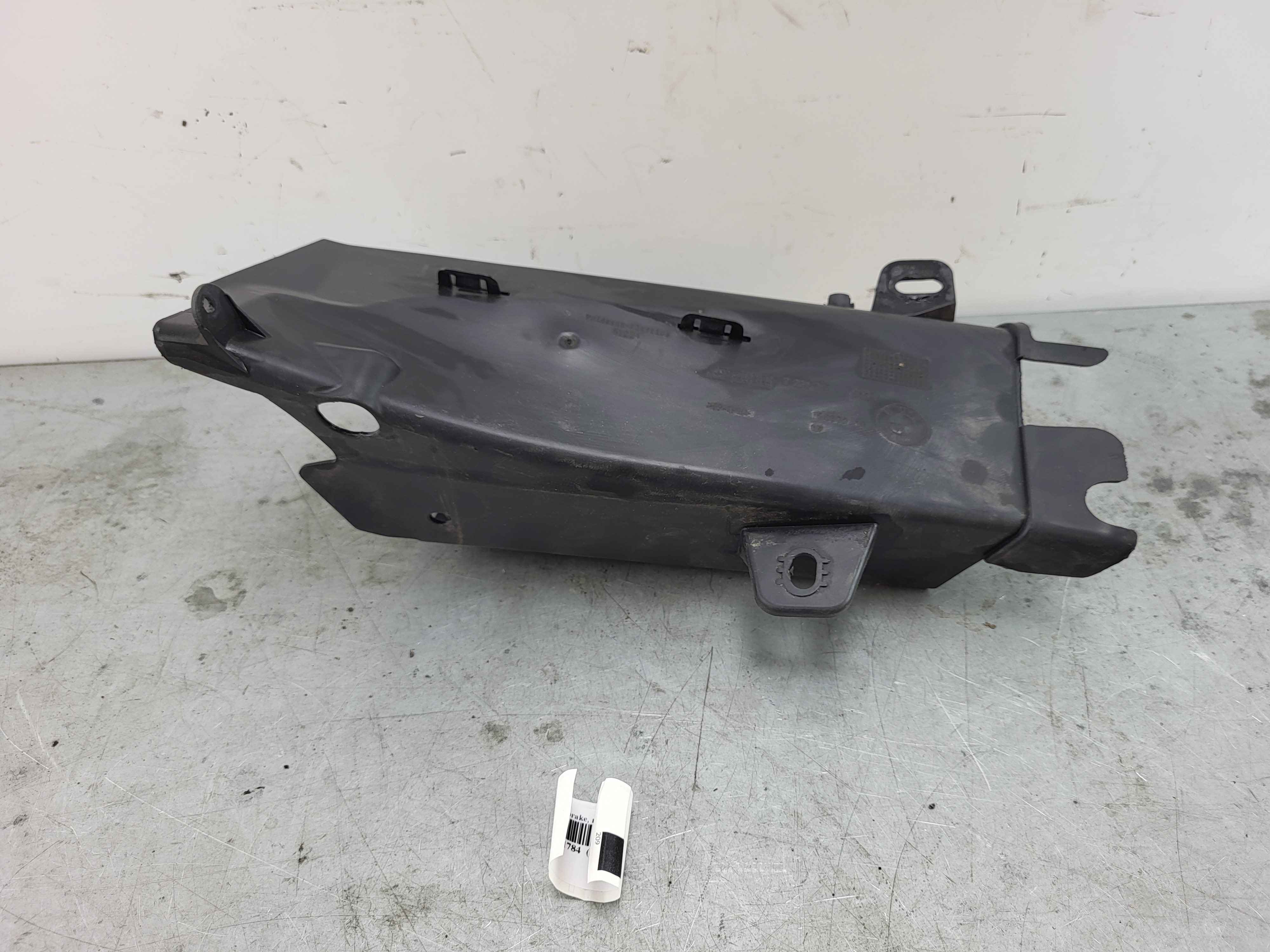 Air duct, brake, right BMW