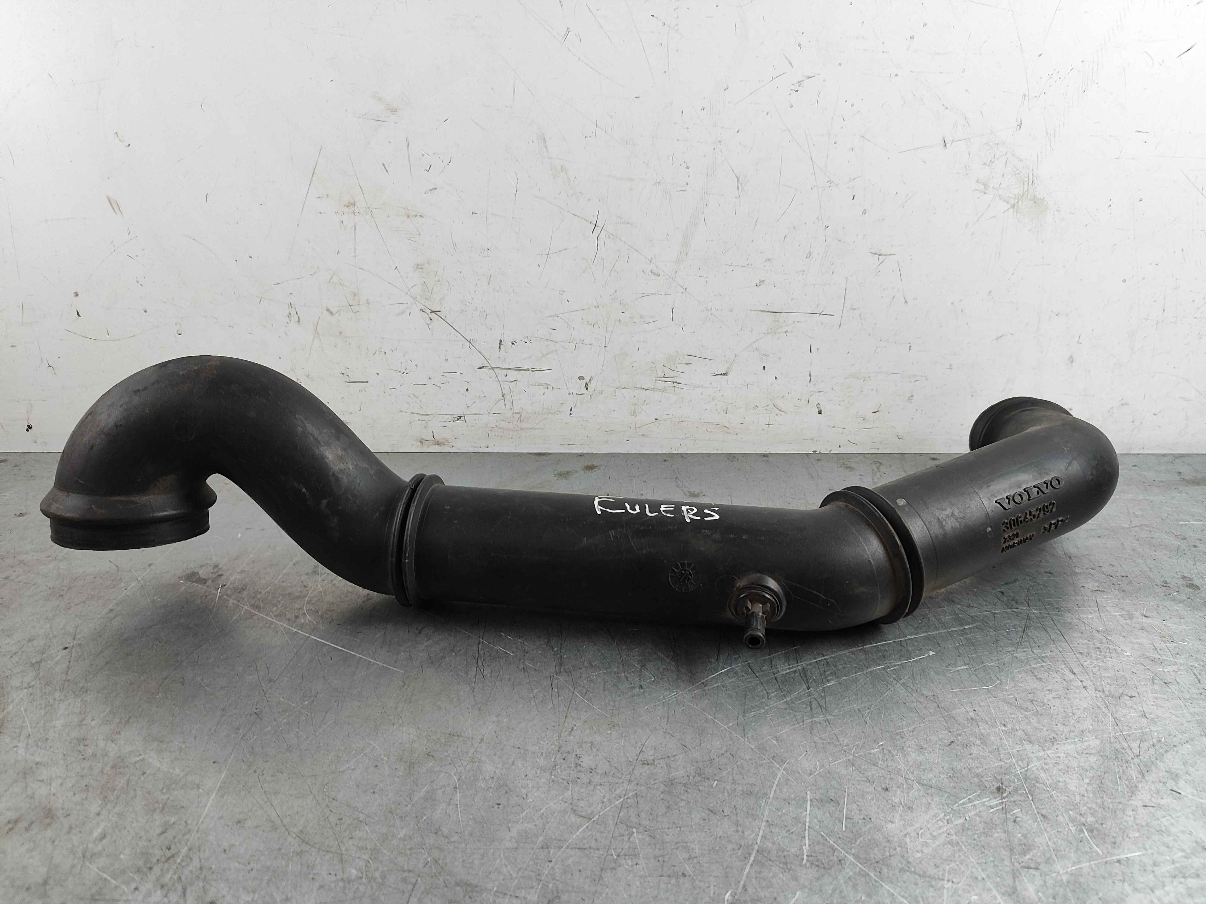 Charge air pipe (S80 (-06)|XC90 (03-))