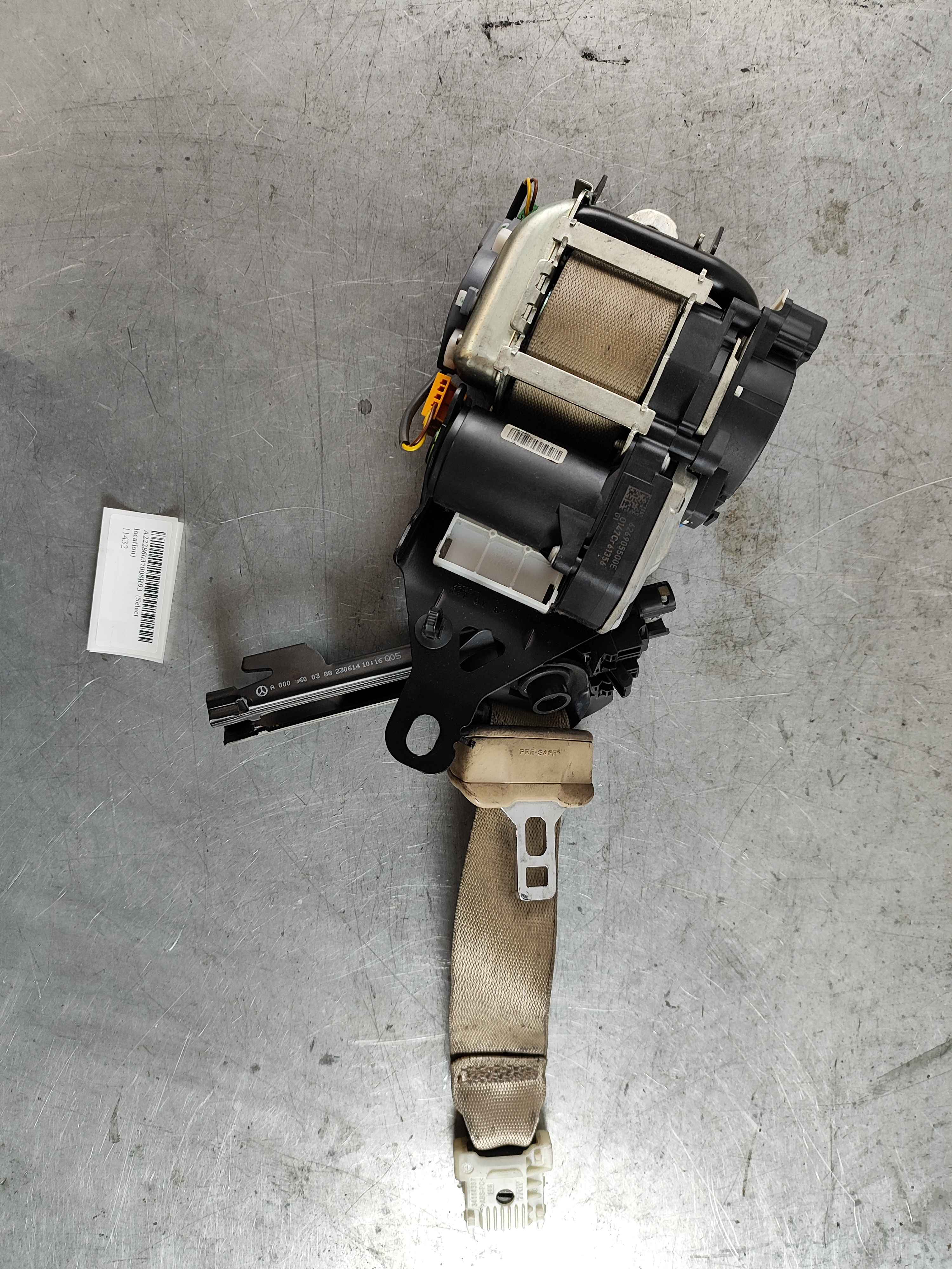 Mercedes-Benz A22286037008R93