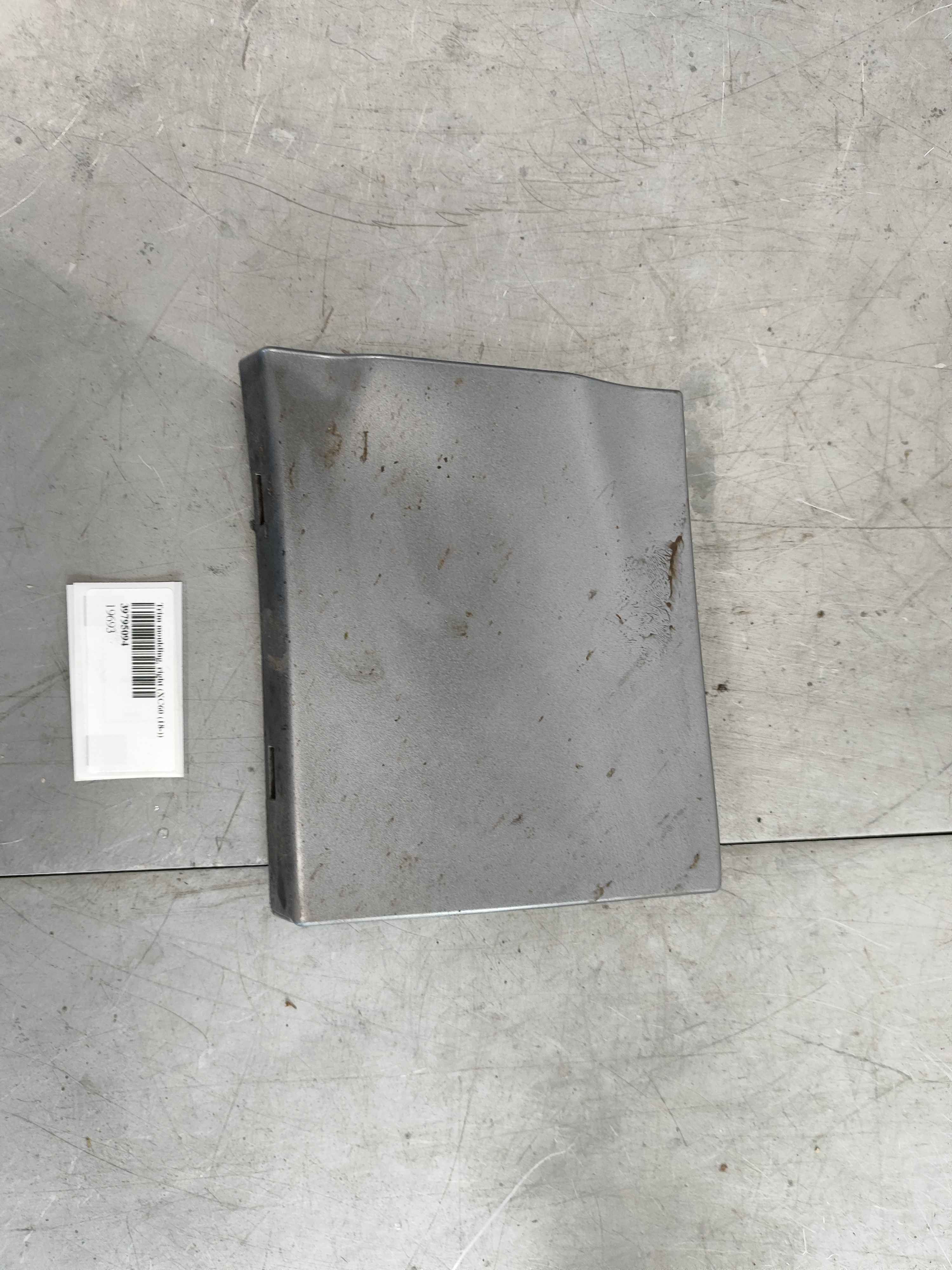 Trim moulding, right (XC60 (18-))