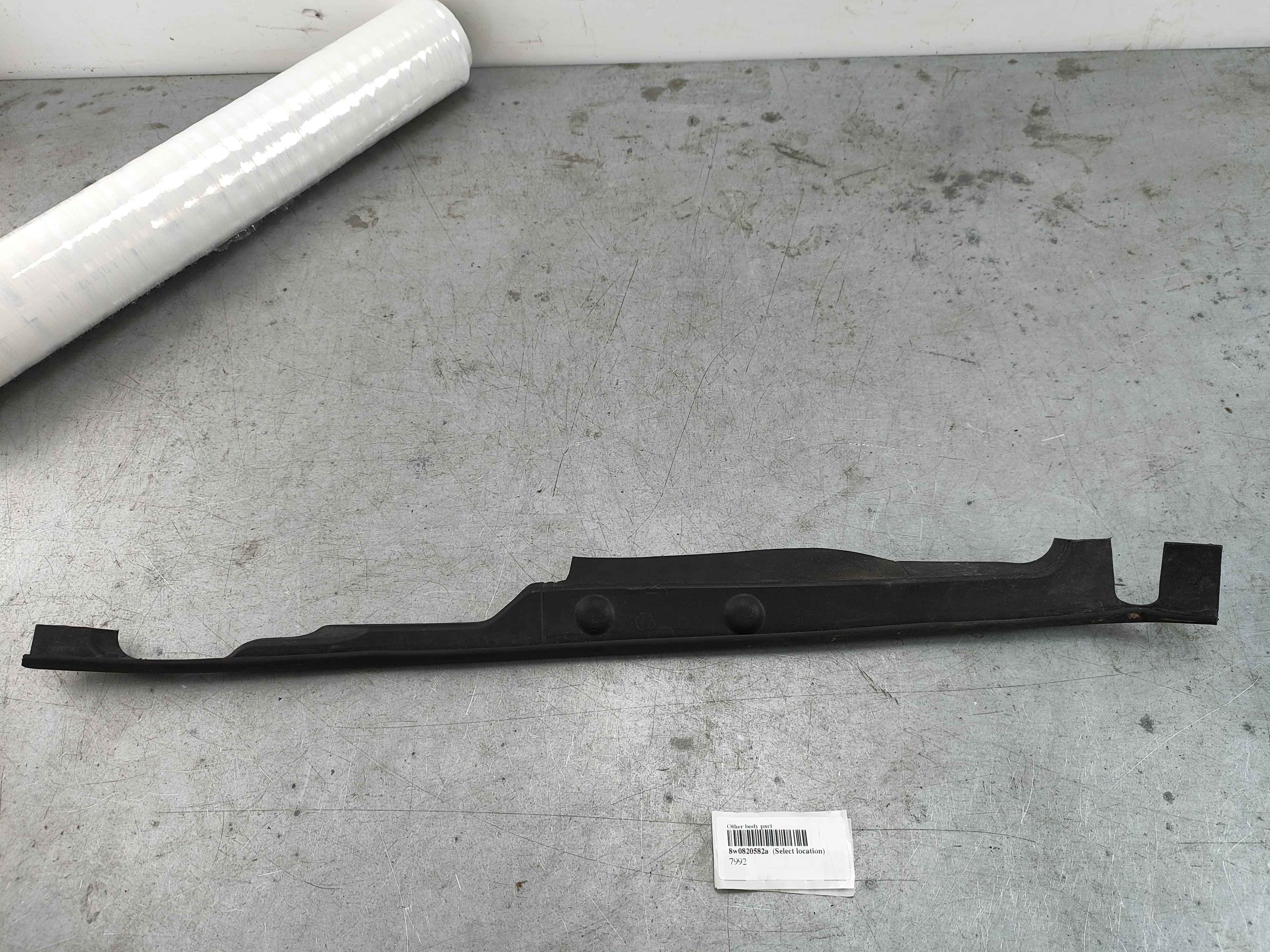 Fender end trim