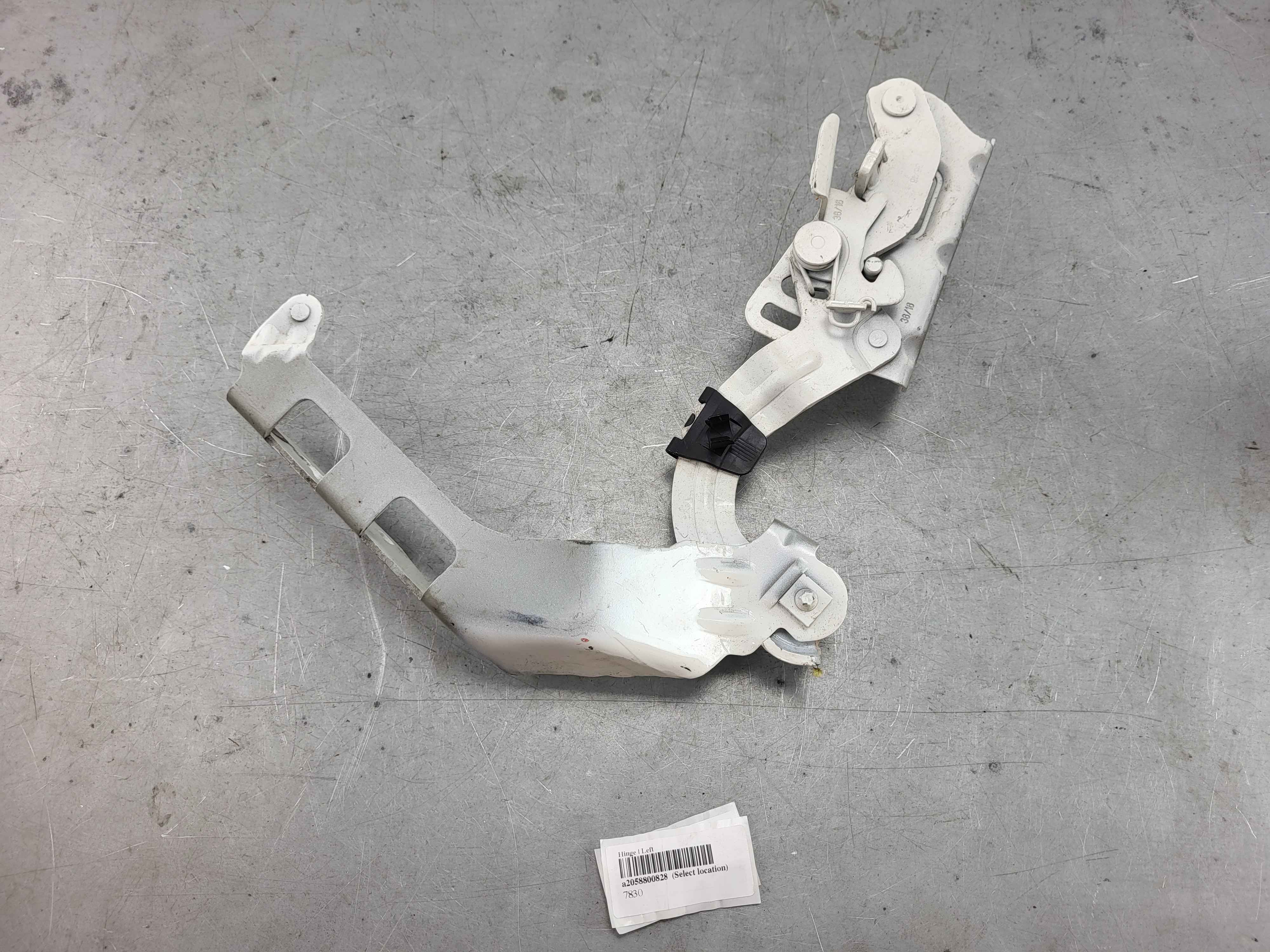 Hinge | Left