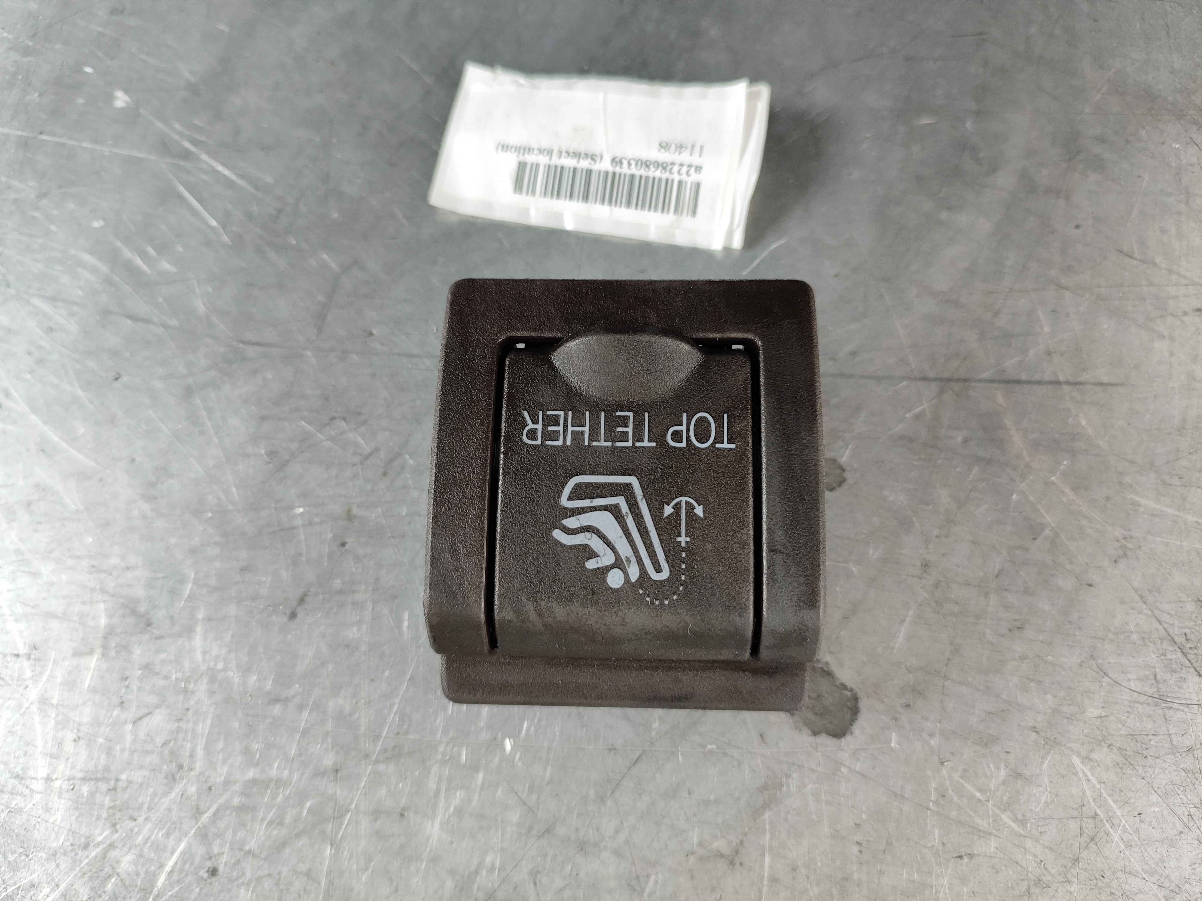 Mercedes-Benz a2228680339