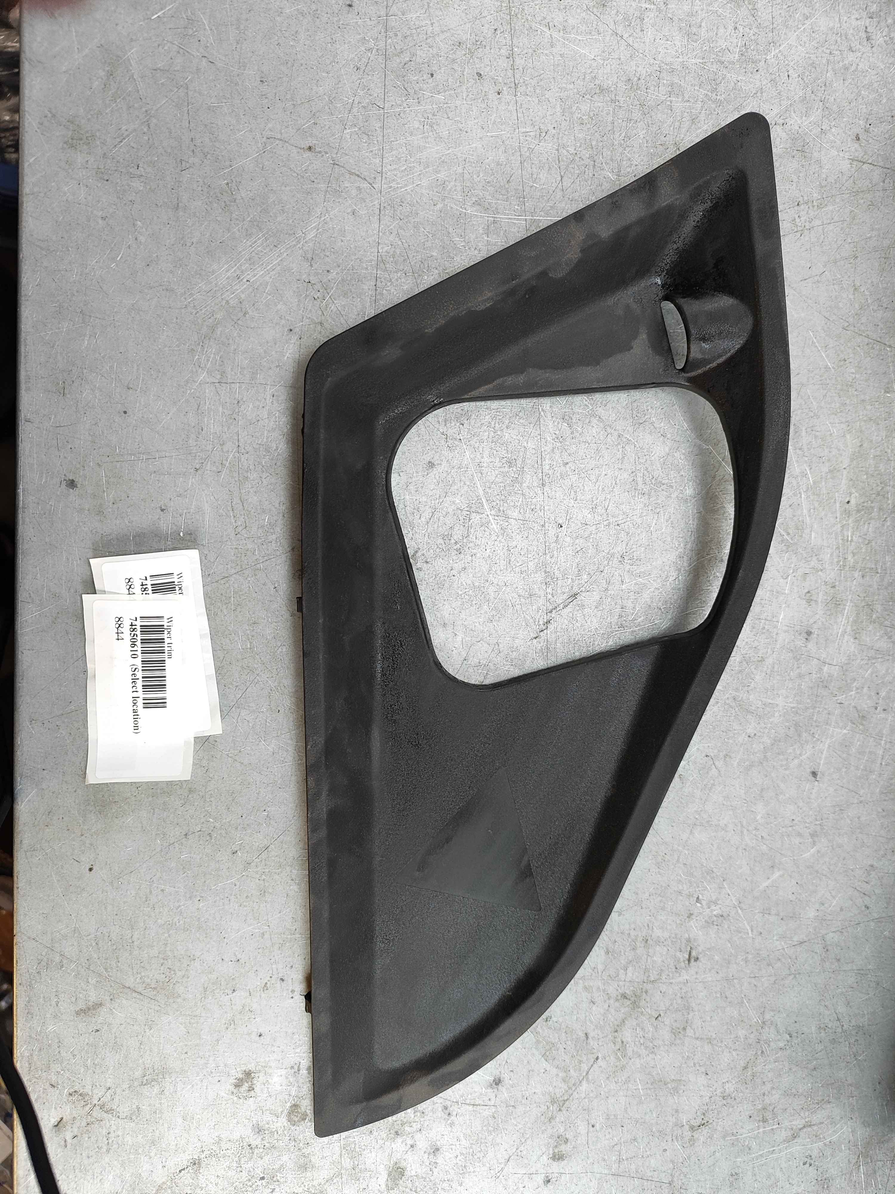 Wiper trim