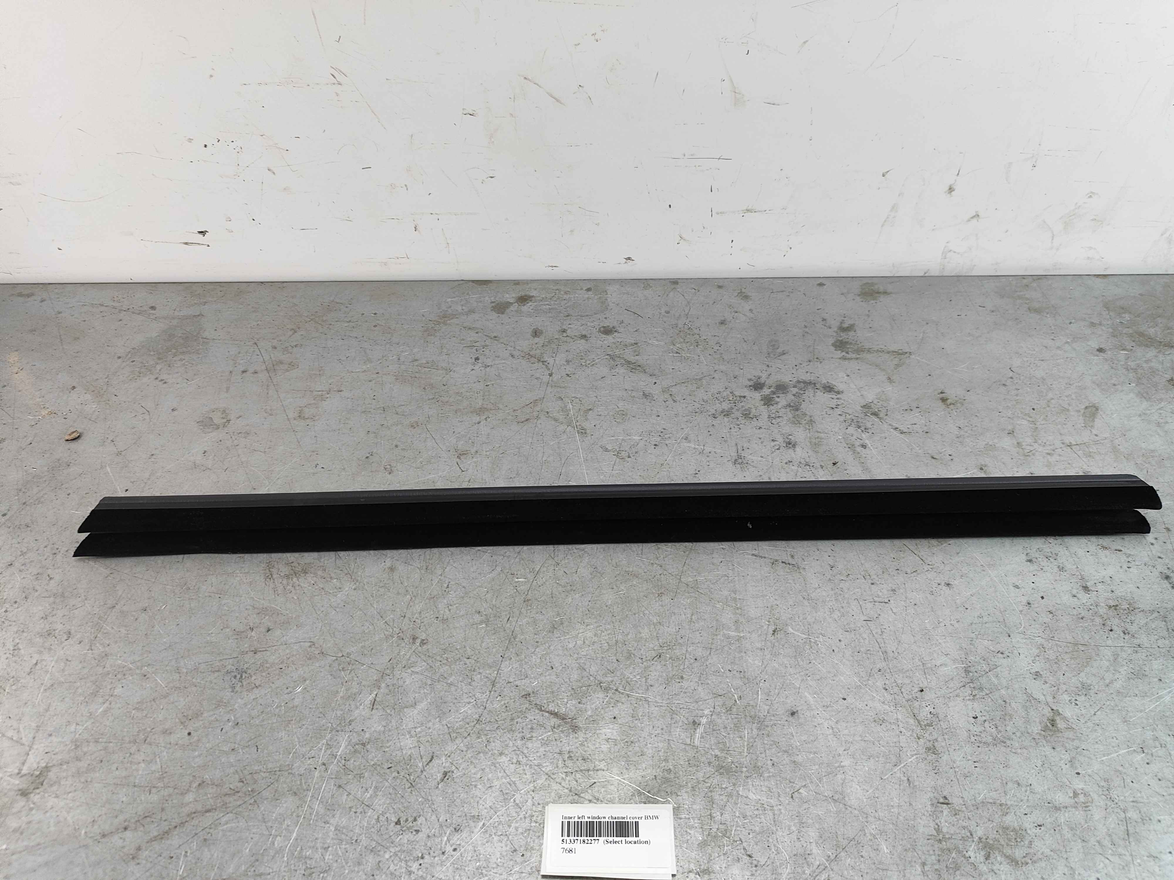 Inner left window channel cover BMW