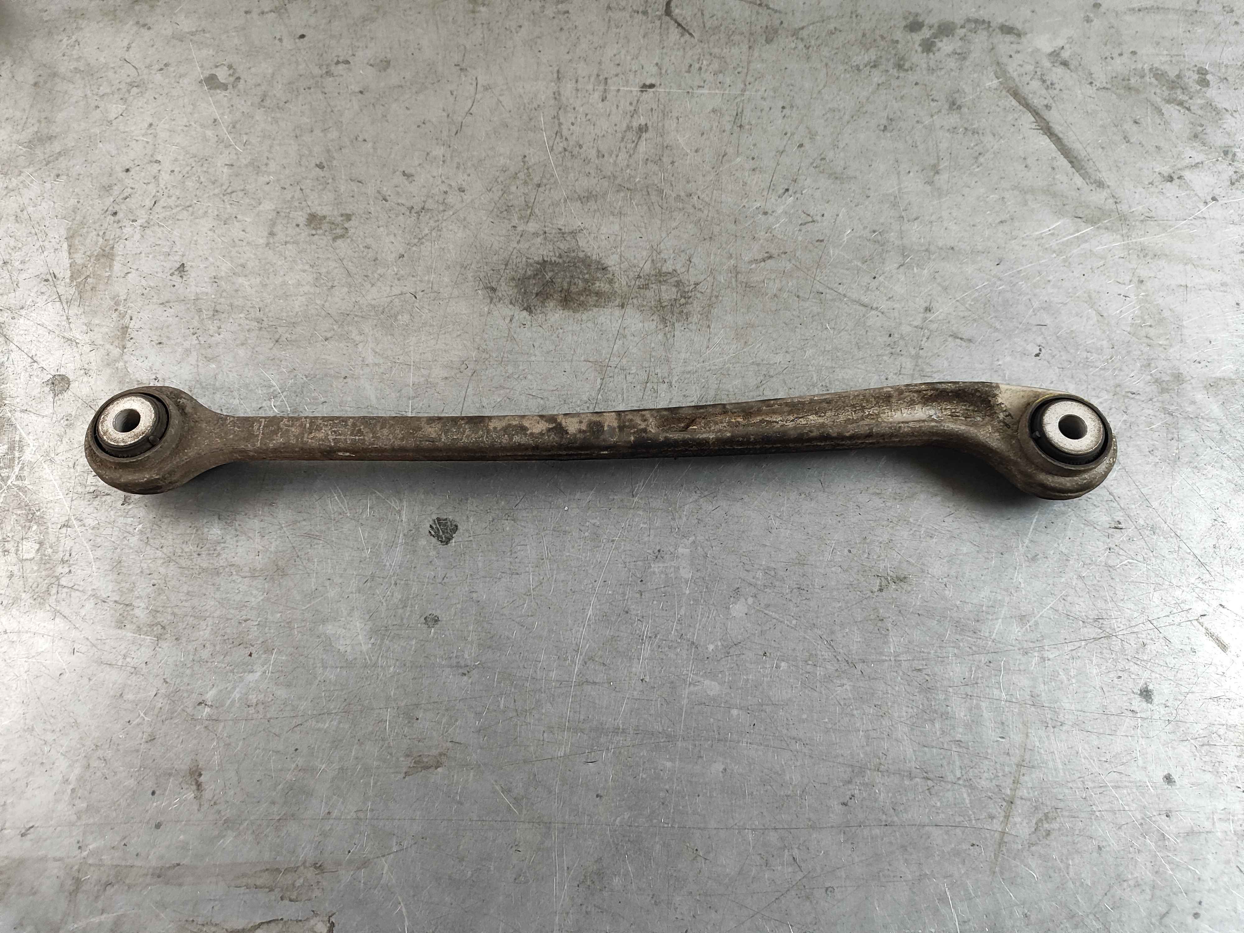 Thrust Arm | To Wheel Carrier Left