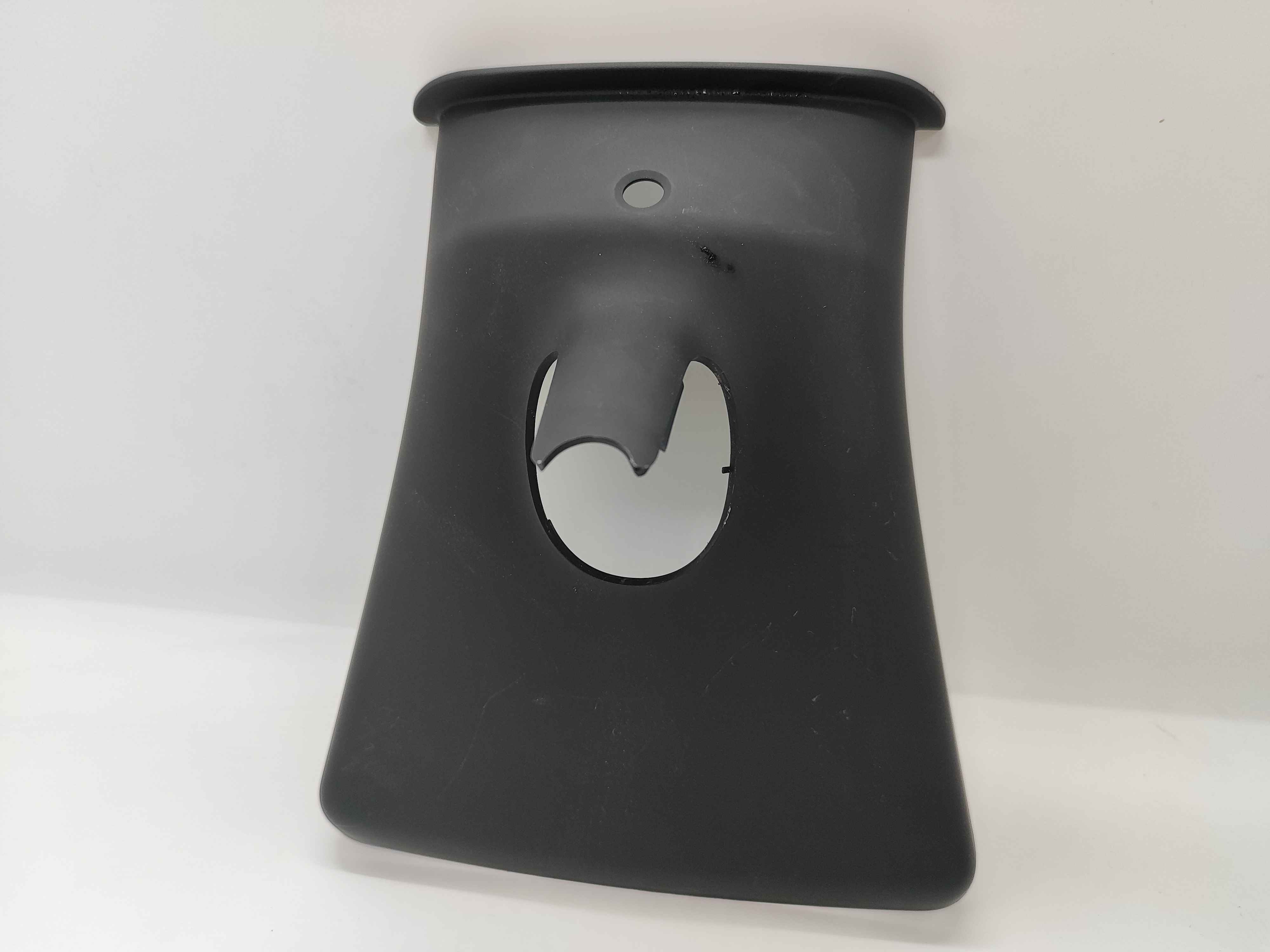 Tesla 175568700A
